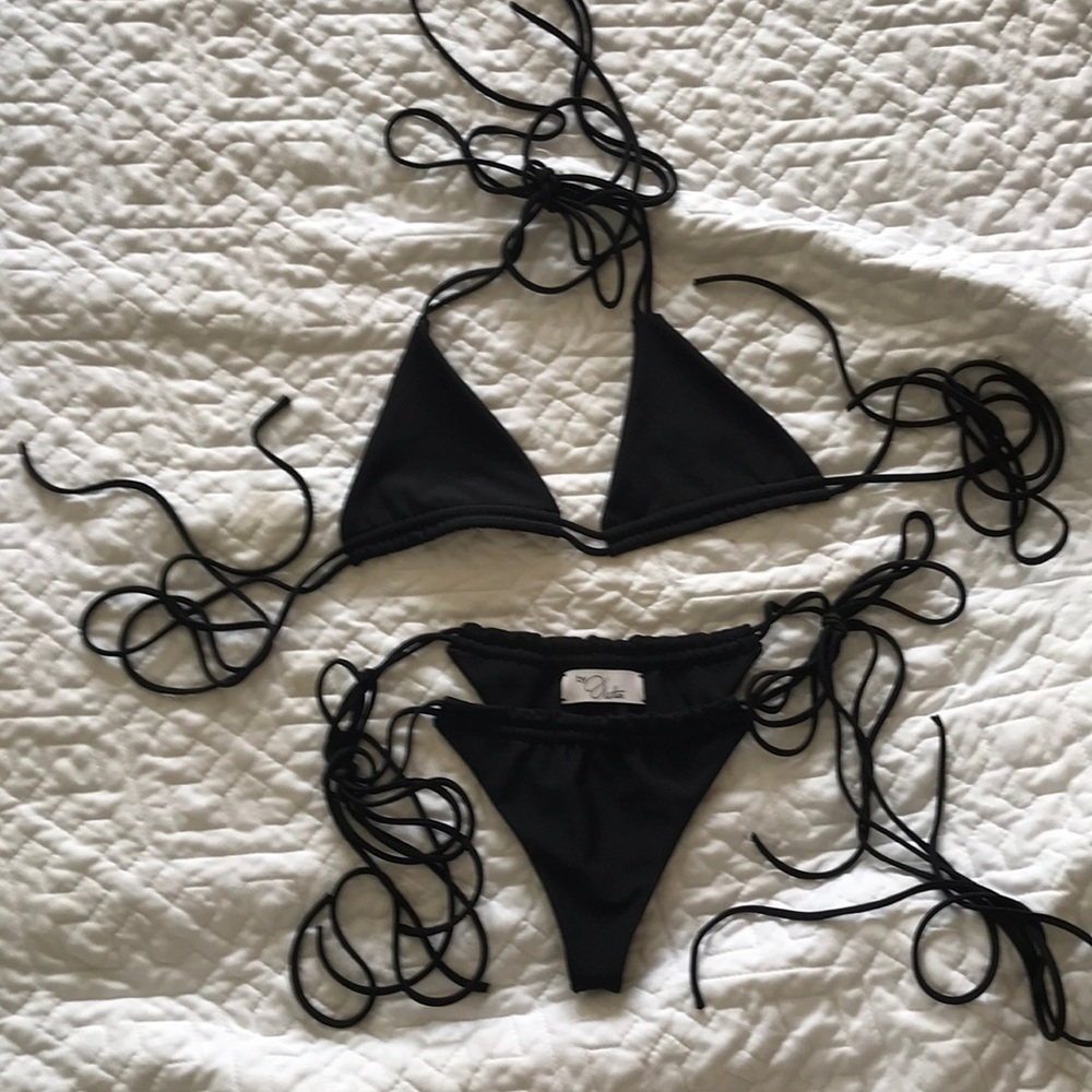 S black string bikini